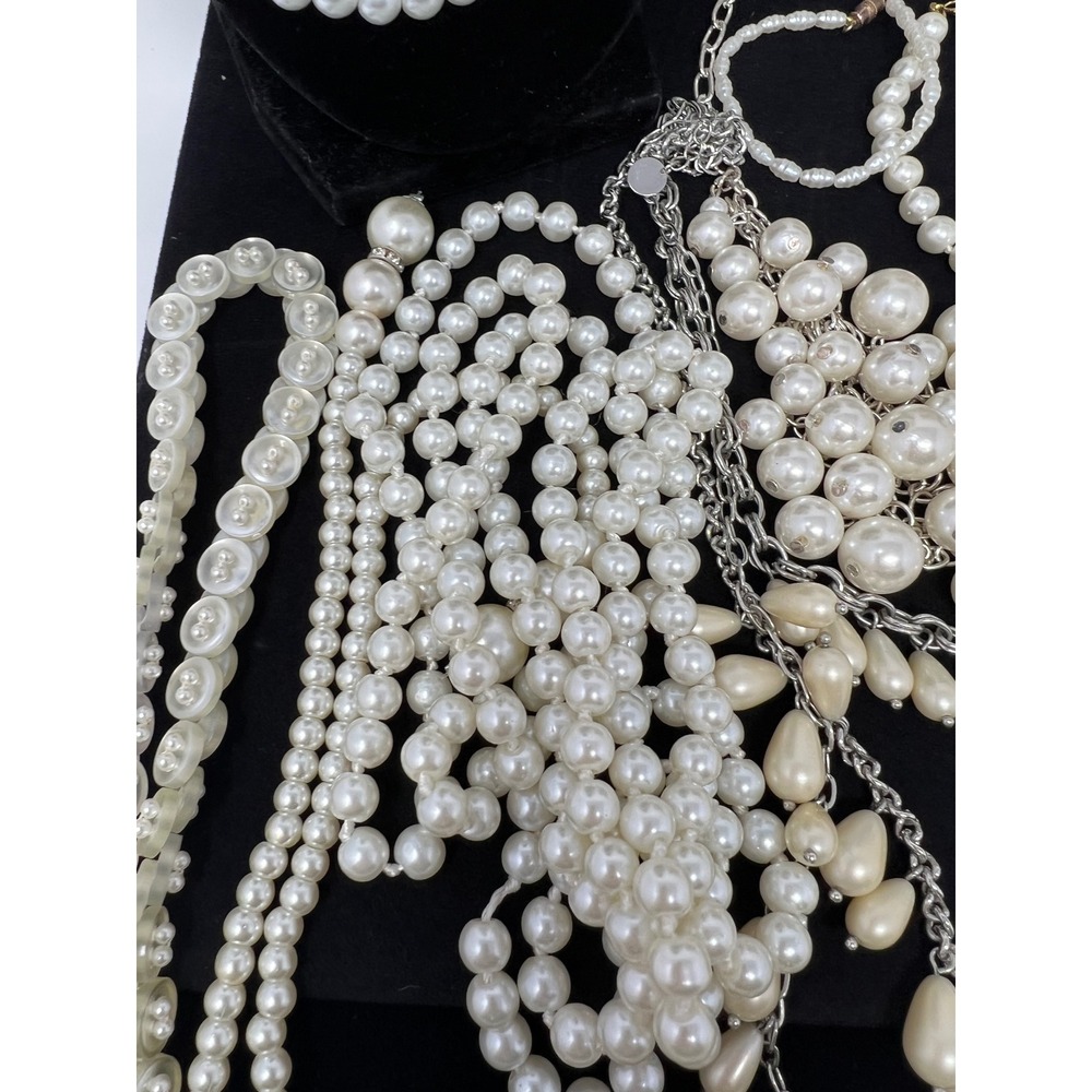 Vintage to Modern Pearl Necklace & Bracelet Gold & Silver Tone Beaded Lot of 30 - Picture 8 of 16
